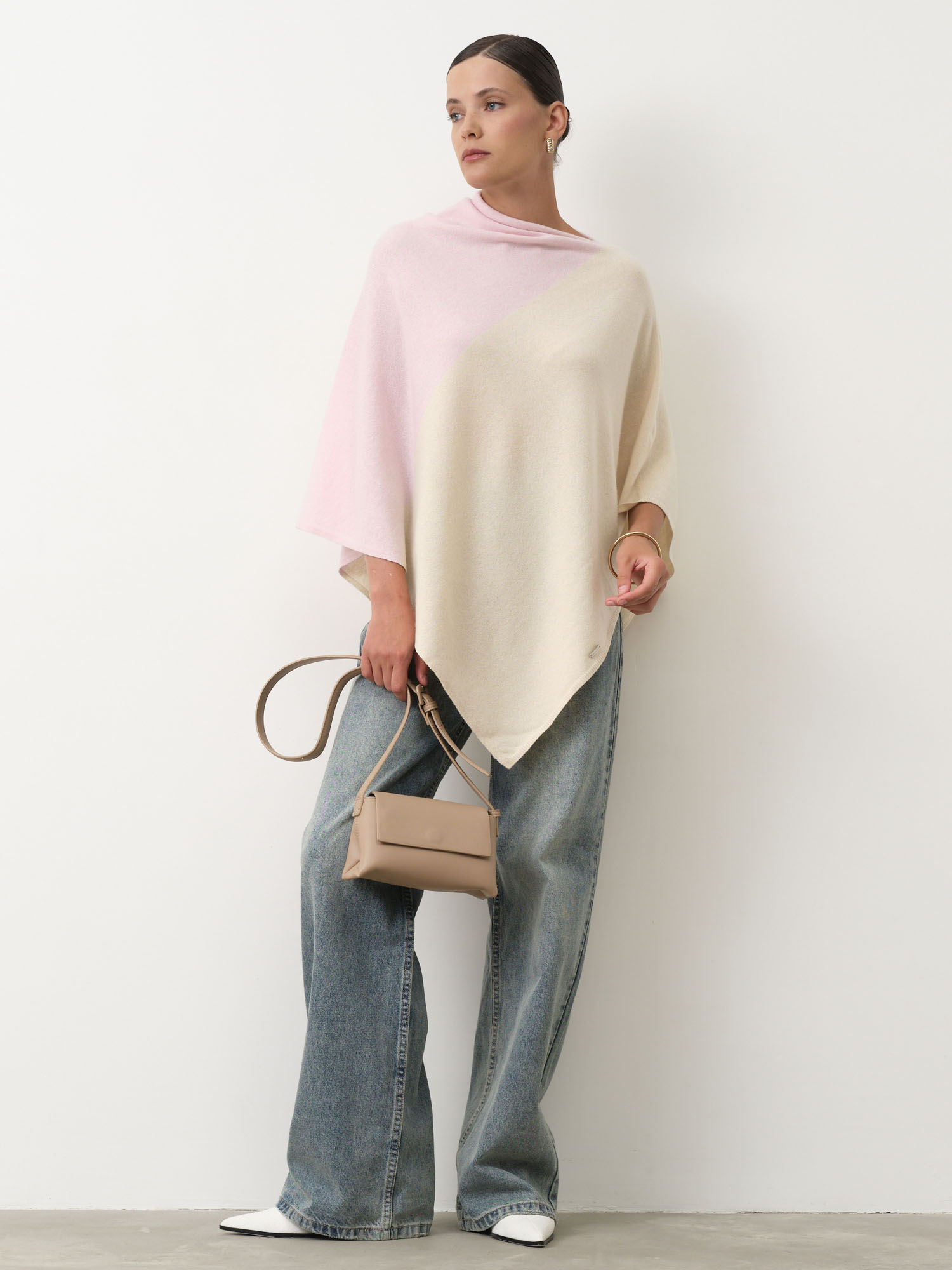 Пончо из кашемира 14070 кремово-розовое 20691₽