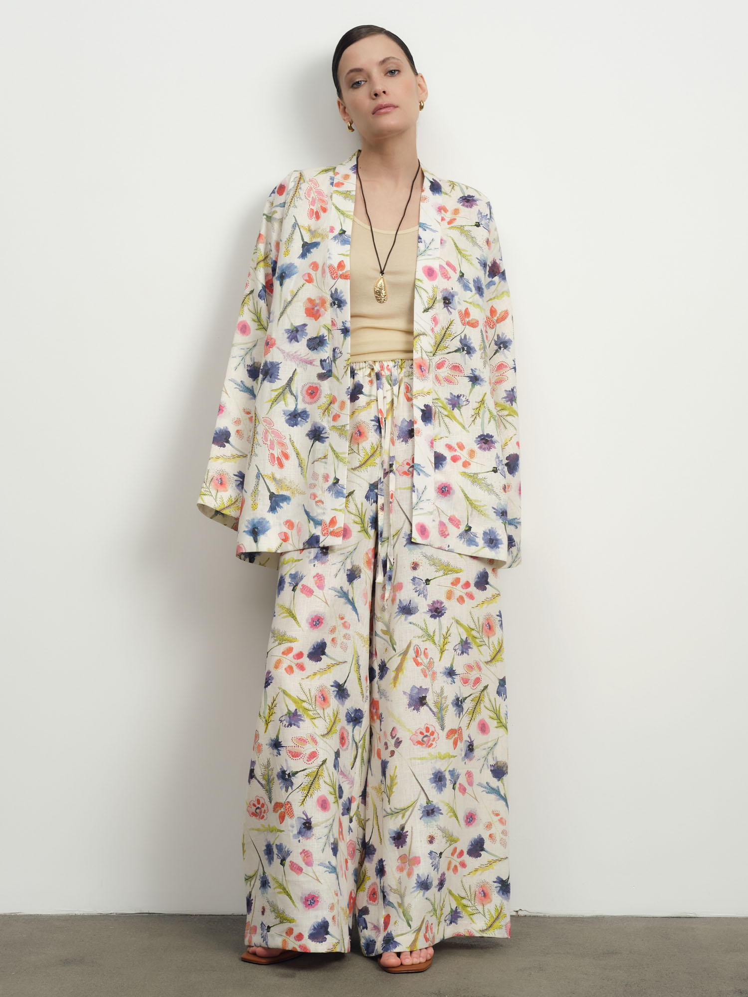 Жакет-кимоно льняное 42367 с цветочным принтом