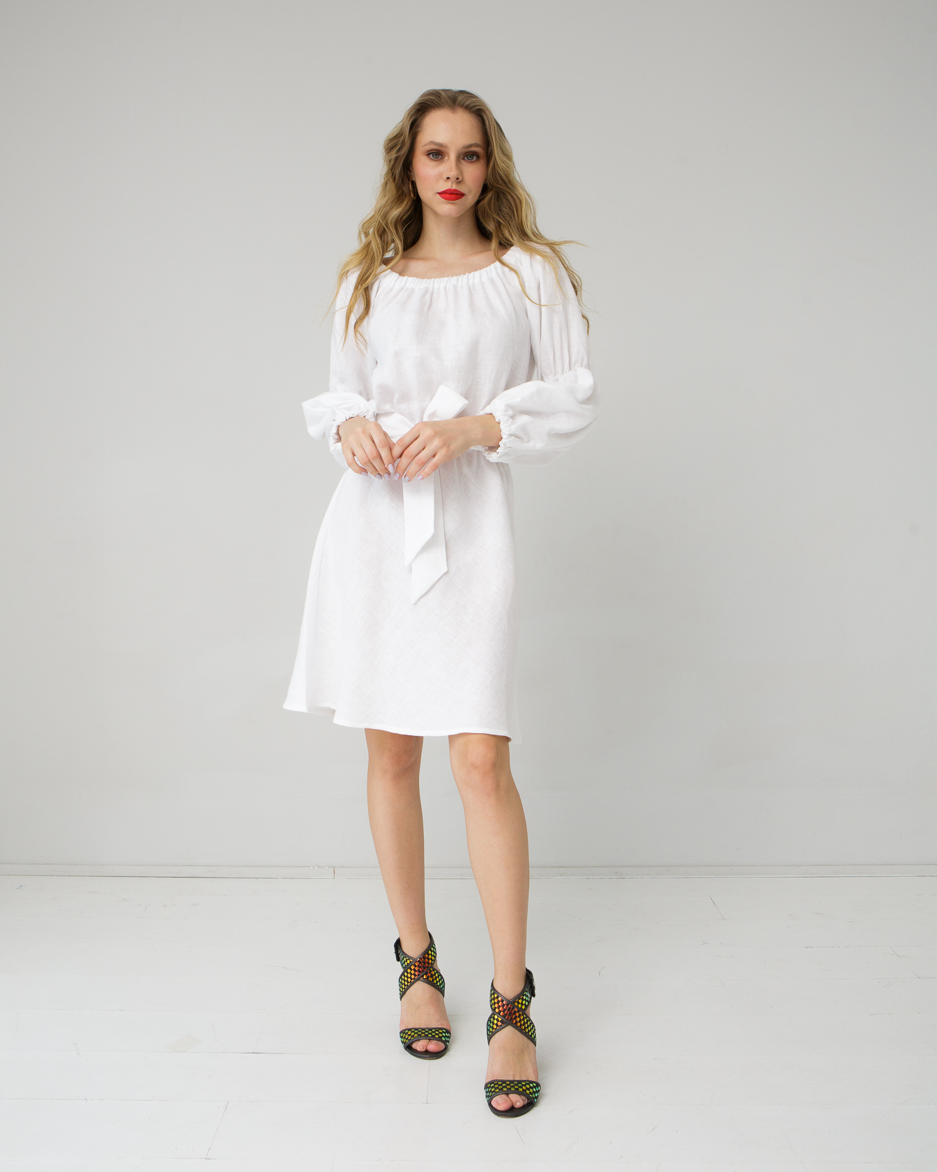 Платье льняное белое 26002 10895₽