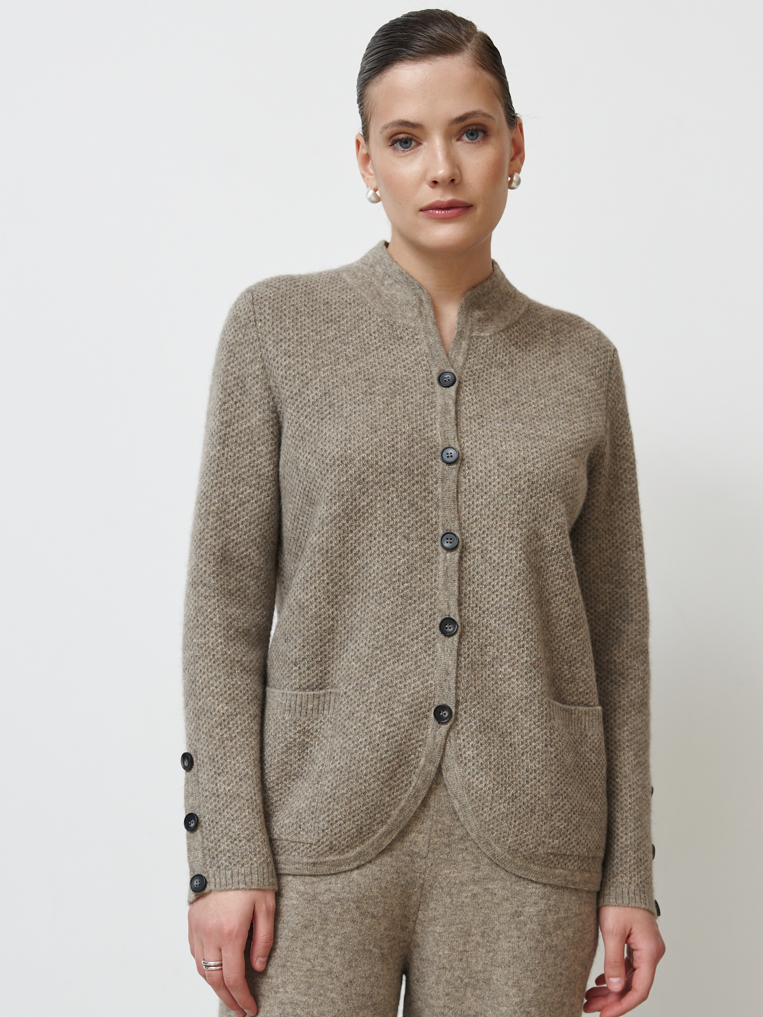 Кардиган из пуха яка 08420 серый 38781₽