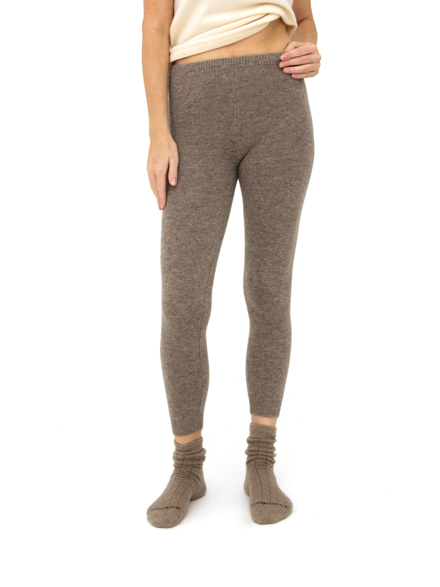 Рейтузы из 100 шерсти серо-коричневые 4941₽