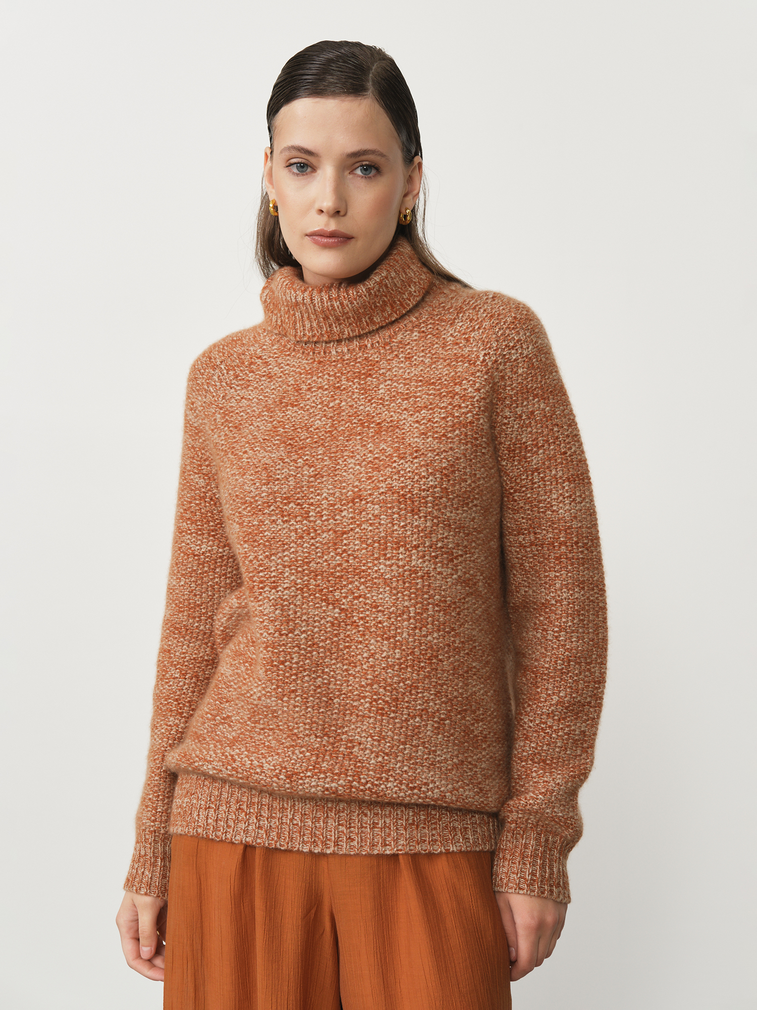 Свитер кашемировый KM050856 33240₽