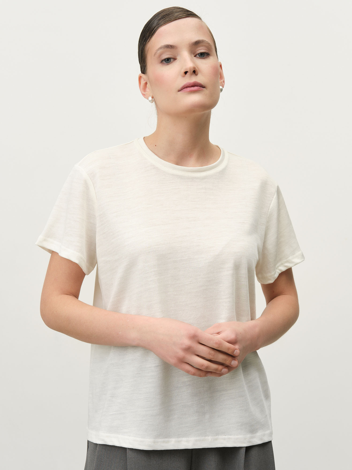 Футболка из крапивы 2882 молочная 4473₽