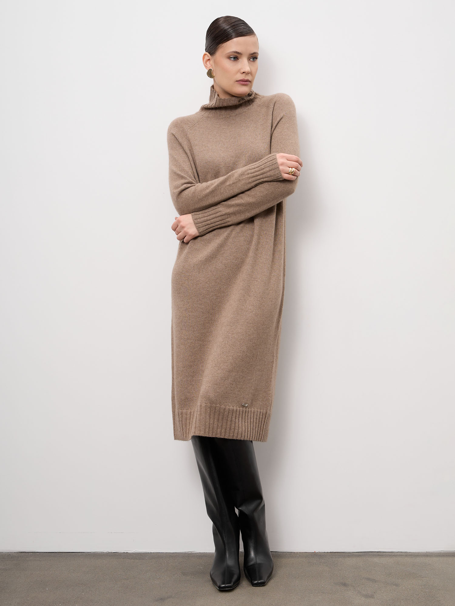 Платье из кашемира 13088 капучино 38790₽