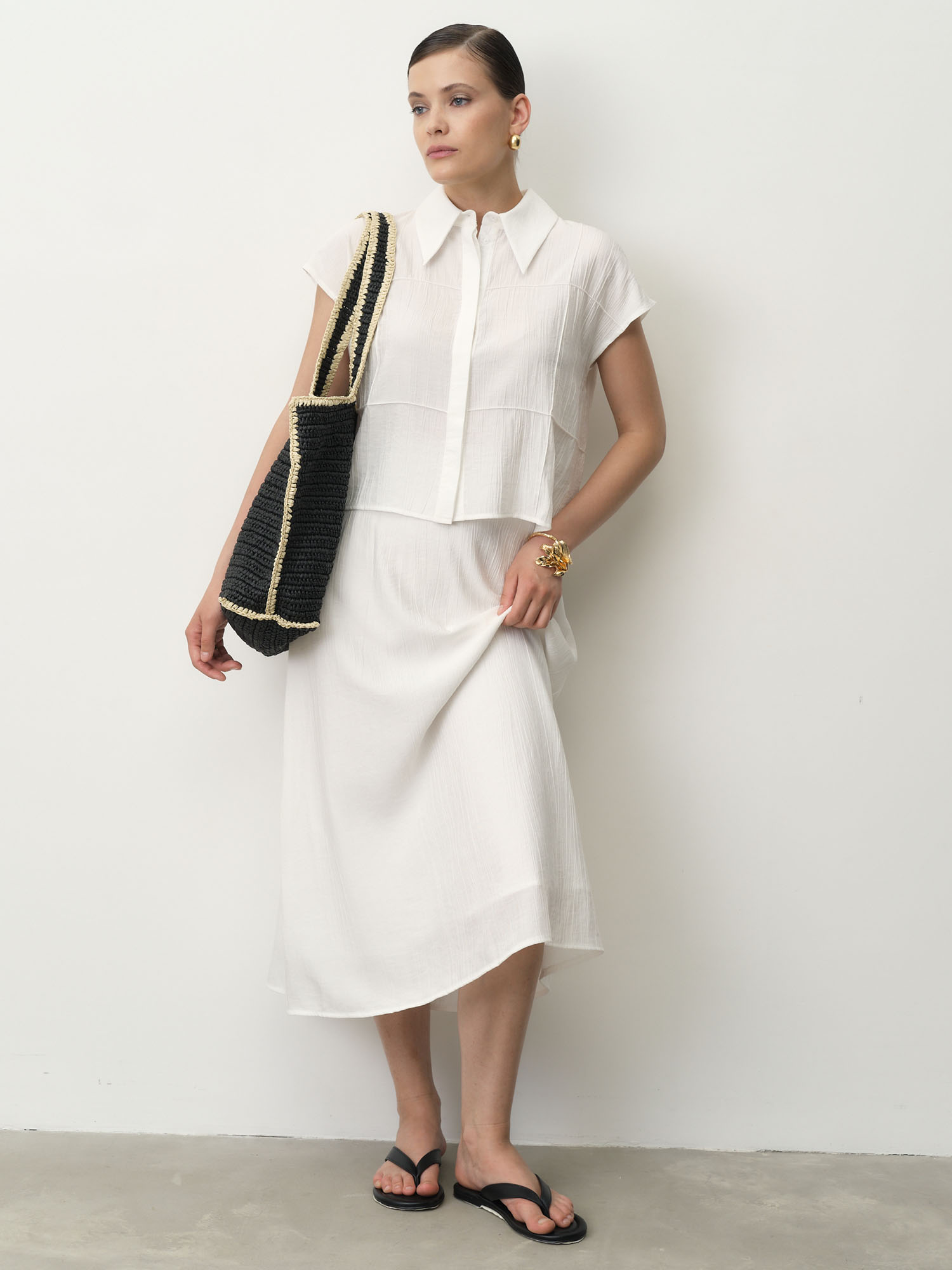 Блуза из вискозы 5011946 белая 4613₽