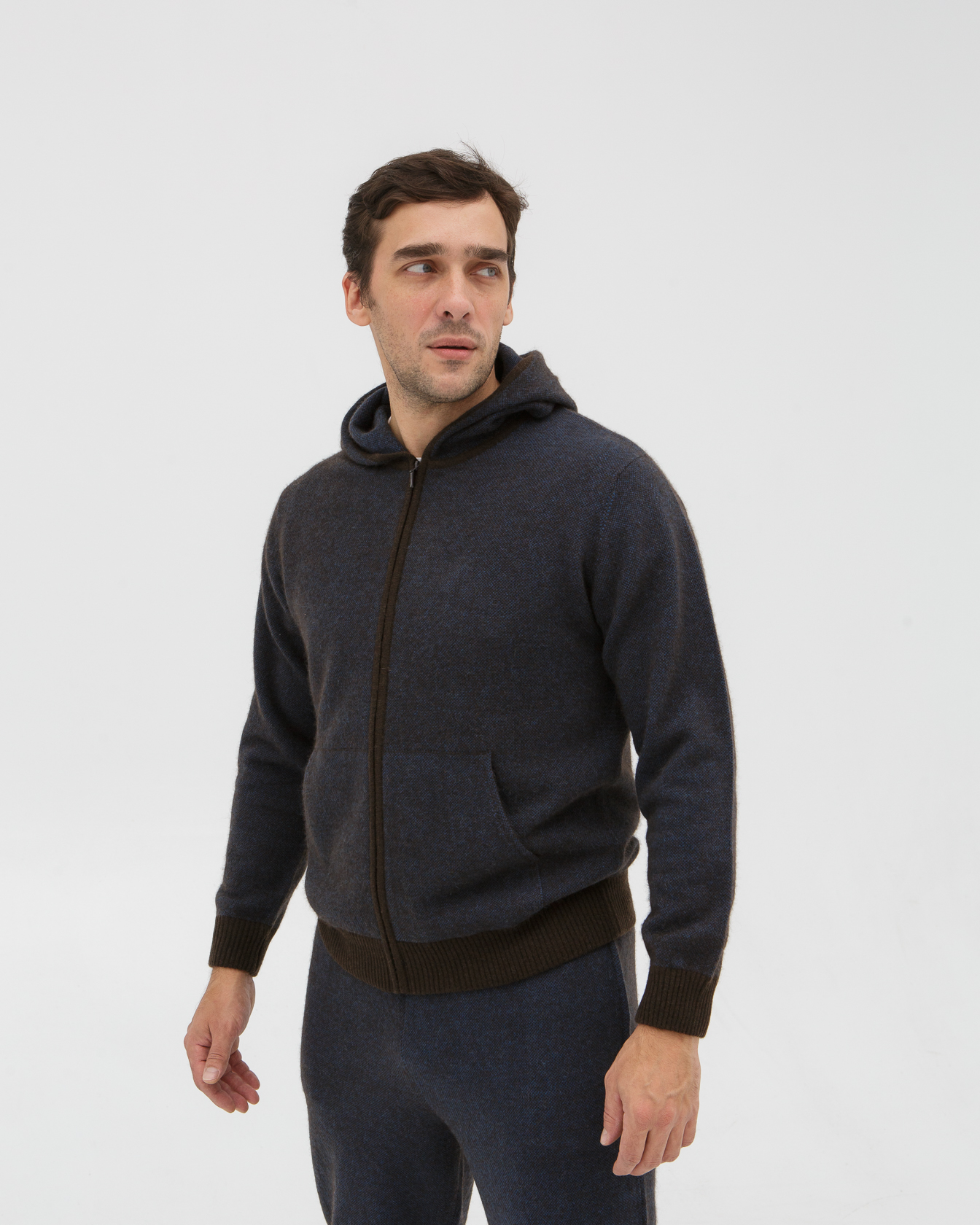 Джемпер из пуха яка и верблюда с капюшоном 4179 синий