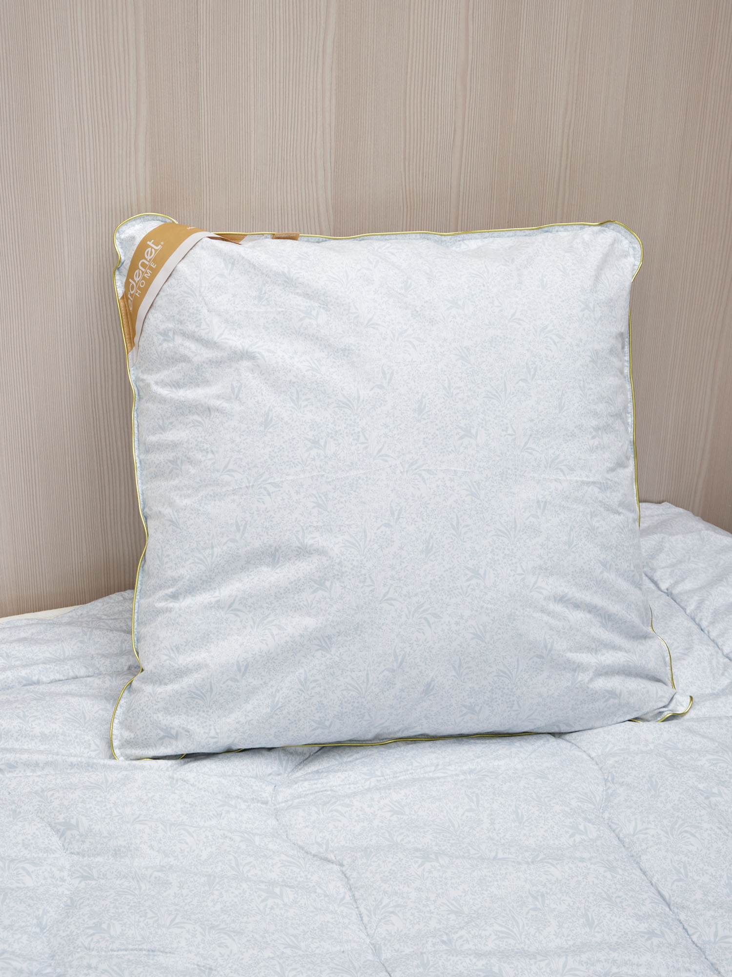 Подушка из пуха верблюда 5050 серо-голубая 6790₽