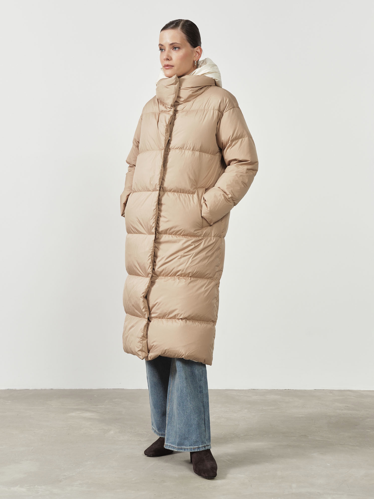Пальто пуховик 32005 бежевый 21592₽