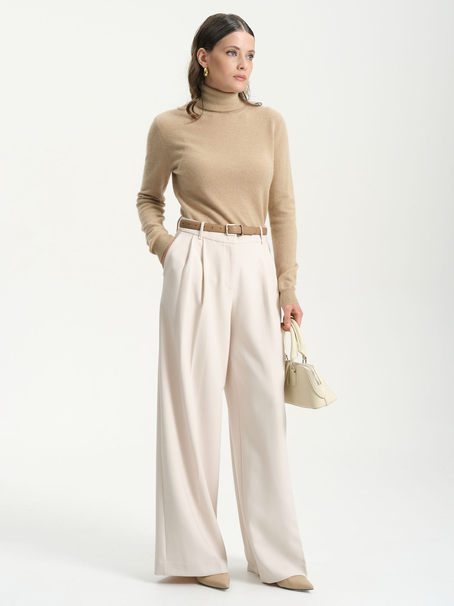 Водолазка из шерсти верблюжонка 5040 бежевая 14301₽